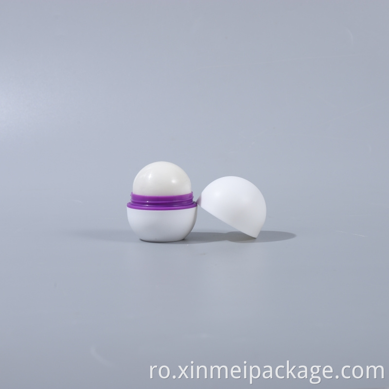 Containere unice de balsam de buze unique lip balm containers